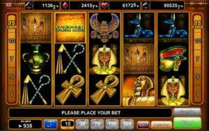 15 линии Игра на ротативки Rise of Ra